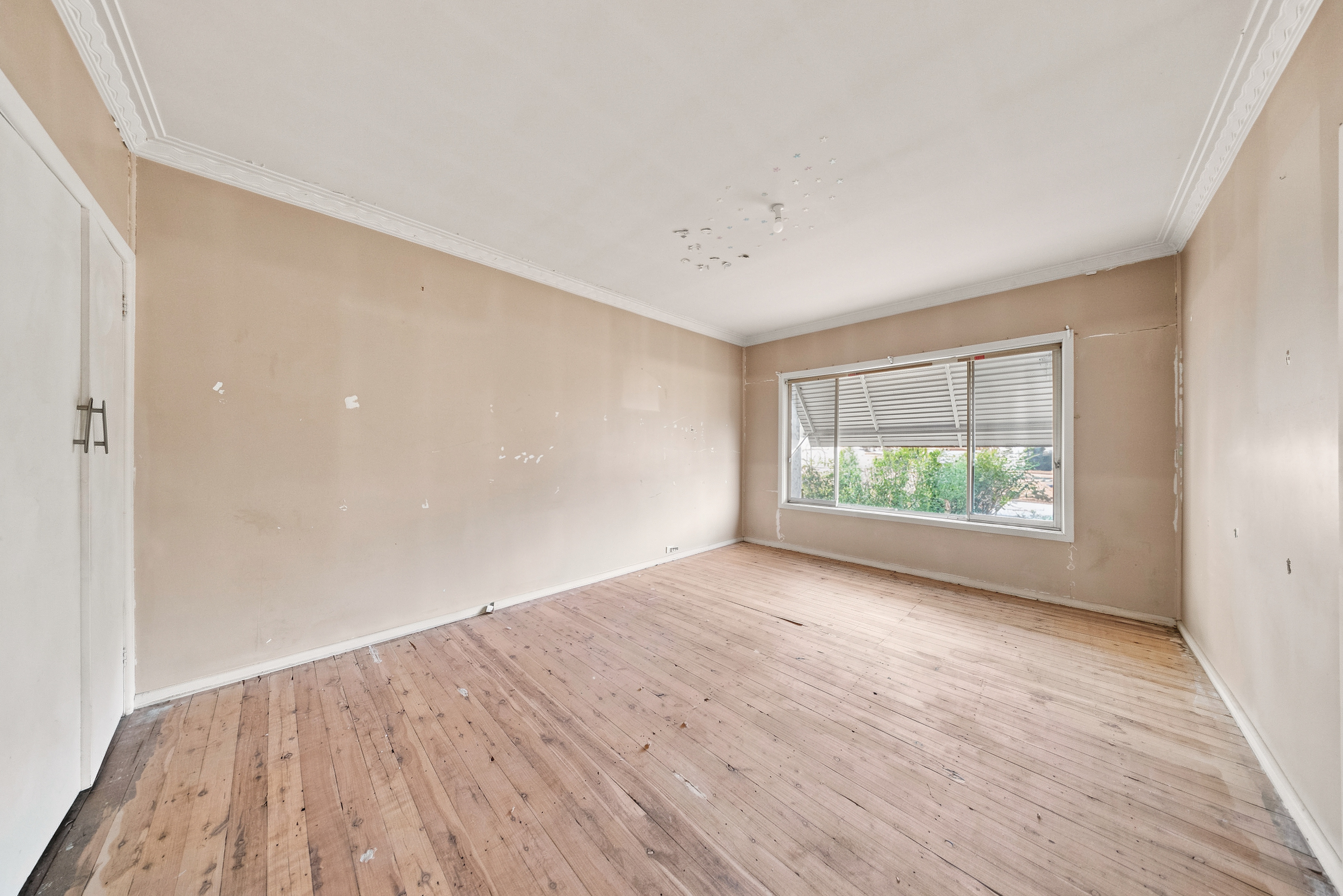 111 Canal Street, Griffith, NSW 2680