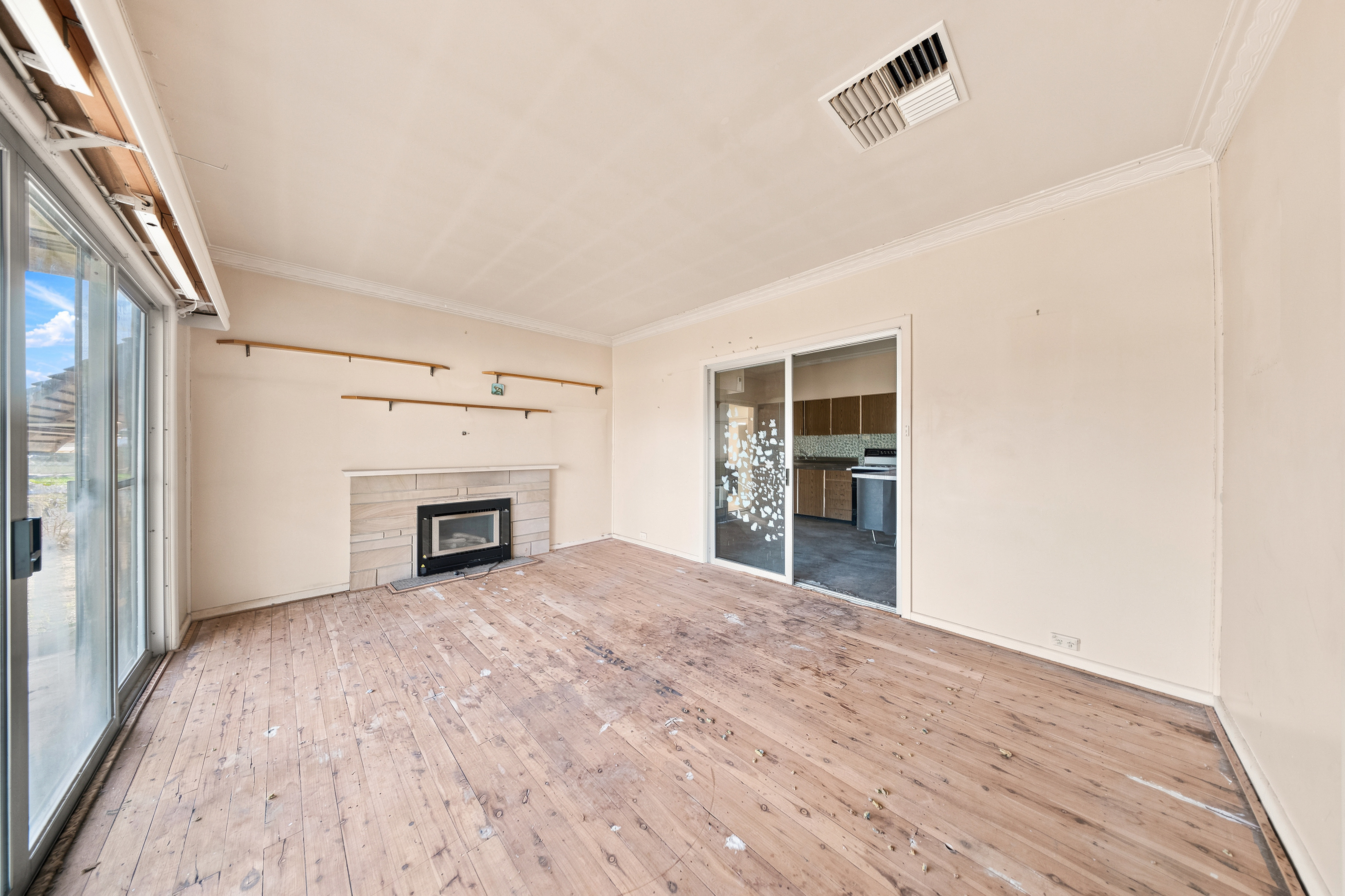 111 Canal Street, Griffith, NSW 2680