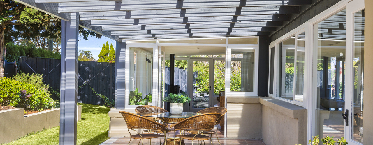 8 Hamilton Avenue, Bowral, NSW 2576 8 Hamilton Avenue, Bowral, NSW 2576